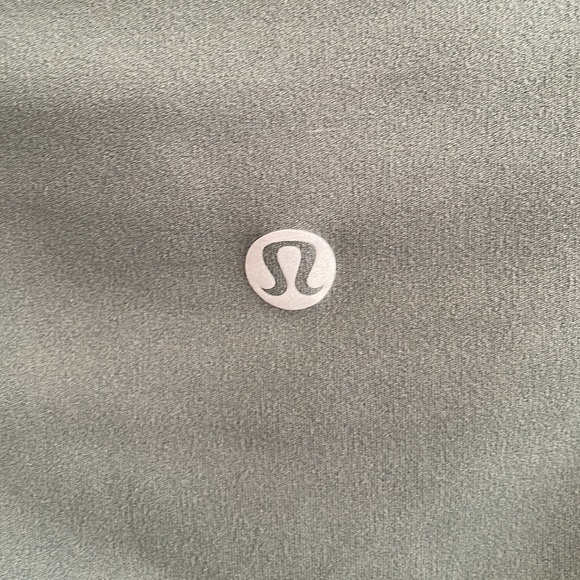 🍋 lululemon align capri leggings, olive green, size 6 (small) - Picture 8 of 16